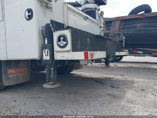 44482122 :رقم المزاد ، 3C7WRNBL6EG242351 vin ، 2014 Ram 5500 Chassis Tradesman/slt مزاد بيع