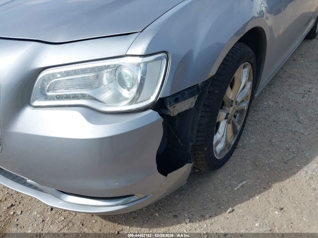 Продаж на аукціоні авто 2018 Chrysler 300 Limited Awd, vin: 2C3CCAKG0JH240915, номер лоту: 44482152