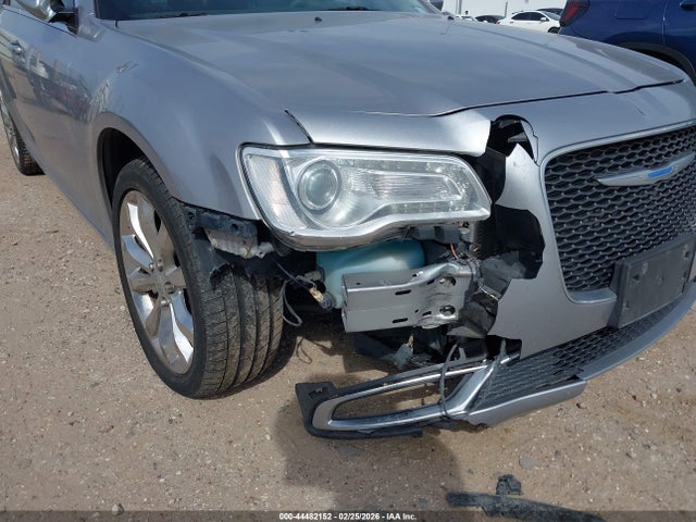 2018 CHRYSLER 300 2C3CCAKG0JH240915 Photo 5