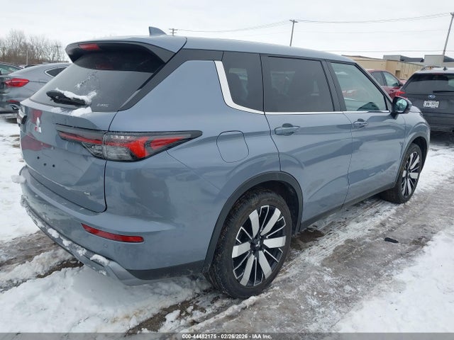 2025 MITSUBISHI OUTLANDER JA4J4VA84SZ027012 Photo 3