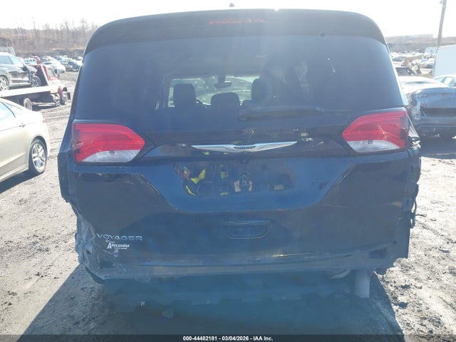 2021 Chrysler Voyager Lxi მანქანა იყიდება აუქციონზე, vin: 2C4RC1DG2MR525746, აუქციონის ნომერი: 44482181
