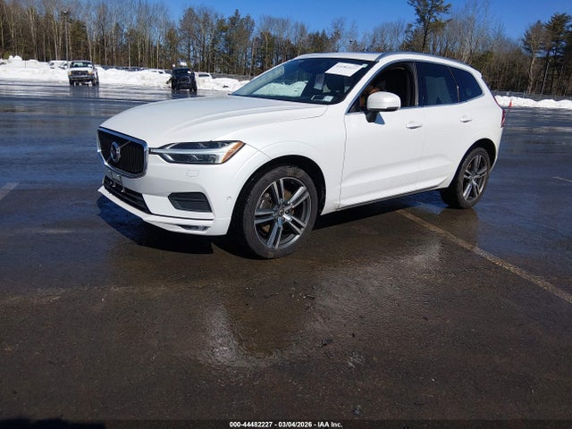 2018 VOLVO XC60 YV4A22RKXJ1046667 Photo 1