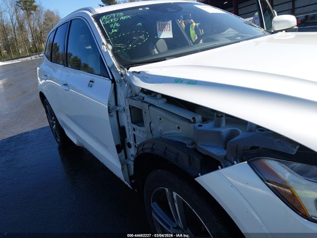 2018 VOLVO XC60 YV4A22RKXJ1046667 Photo 5