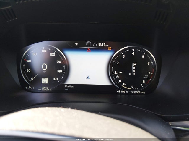 2018 VOLVO XC60 YV4A22RKXJ1046667 Photo 6