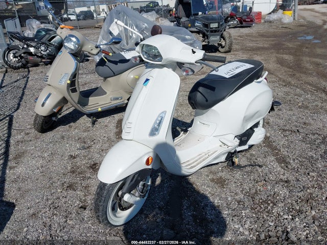 ZAPM818G1P5803672 Vespa Primavera/sprint 150