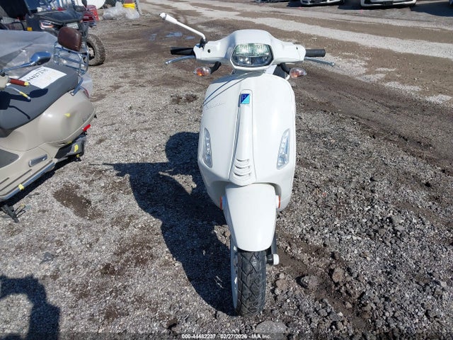 ZAPM818G1P5803672 Vespa Primavera/sprint 150