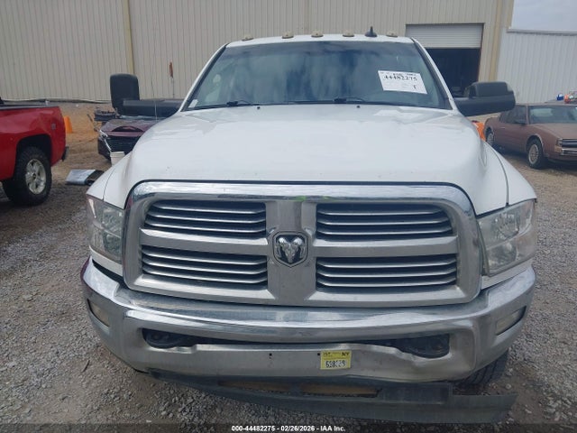 3C63RRHL1HG697537 RAM 3500 Big Horn 4x4 8&#039; Box