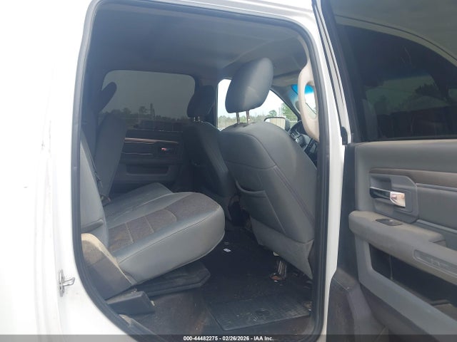 3C63RRHL1HG697537 RAM 3500 Big Horn 4x4 8&#039; Box