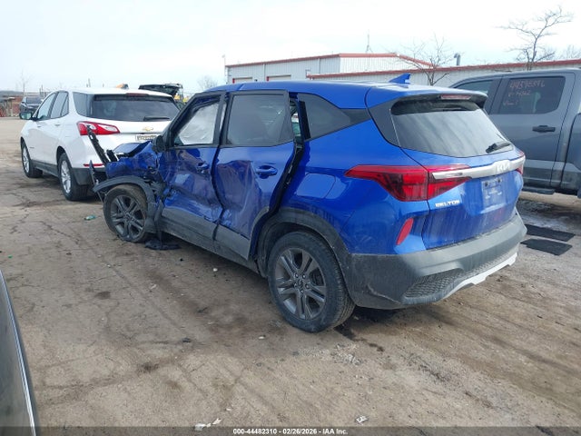 2022 Kia Seltos Lx მანქანა იყიდება აუქციონზე, vin: KNDEPCAA5N7284797, აუქციონის ნომერი: 44482310