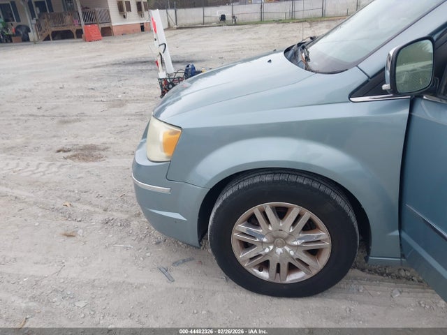 Aukcja sprzedaży 2008 Chrysler Town & Country Limited, vin: 2A8HR64X18R825820, numer aukcji: 44482326