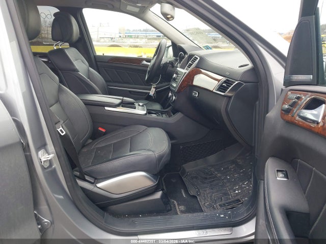 44482351 :رقم المزاد ، 4JGDF7DE3GA685626 vin ، 2016 Mercedes-benz Gl 550 4matic مزاد بيع