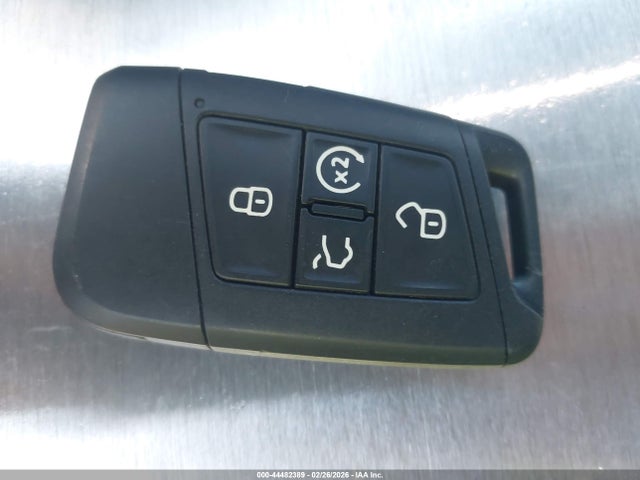 44482389 :رقم المزاد ، 1V2KE2CAXNC217943 vin ، 2022 Volkswagen Atlas Cross Sport 3.6l V6 Se W/technology مزاد بيع