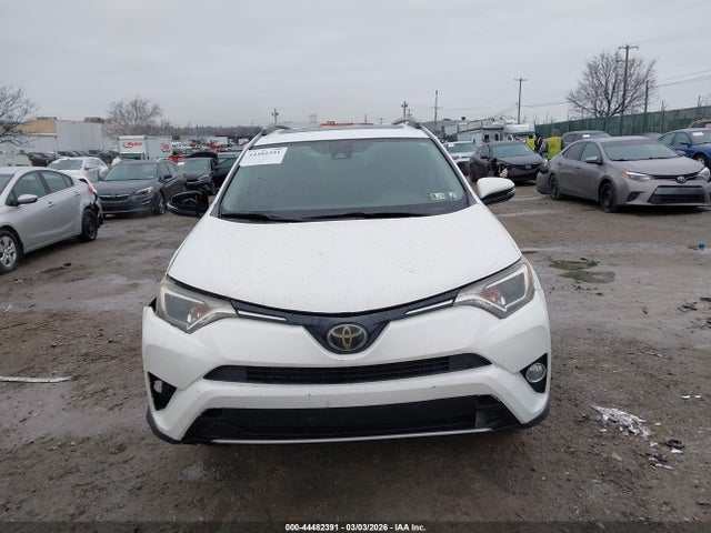JTMRFREV3JJ747120 Toyota Rav4 Xle
