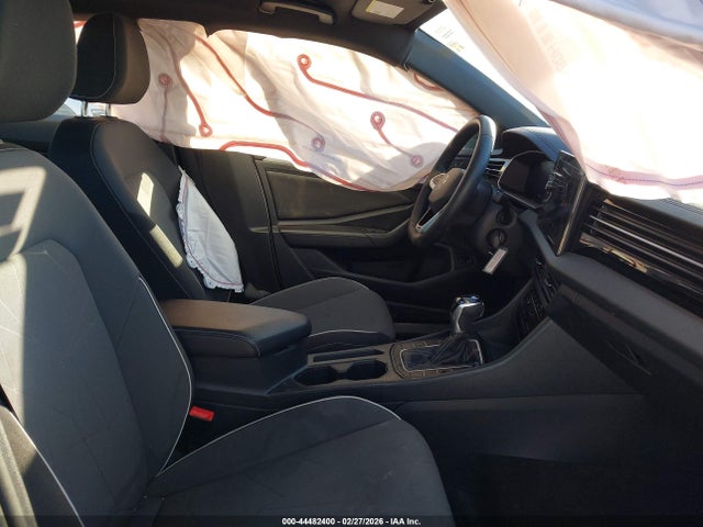 Продаж на аукціоні авто 2025 Volkswagen Jetta 1.5t Sport, vin: 3VWBX7BU0SM047863, номер лоту: 44482400