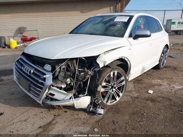 2018 AUDI SQ5 WA1C4AFY9J2146255 Photo 1