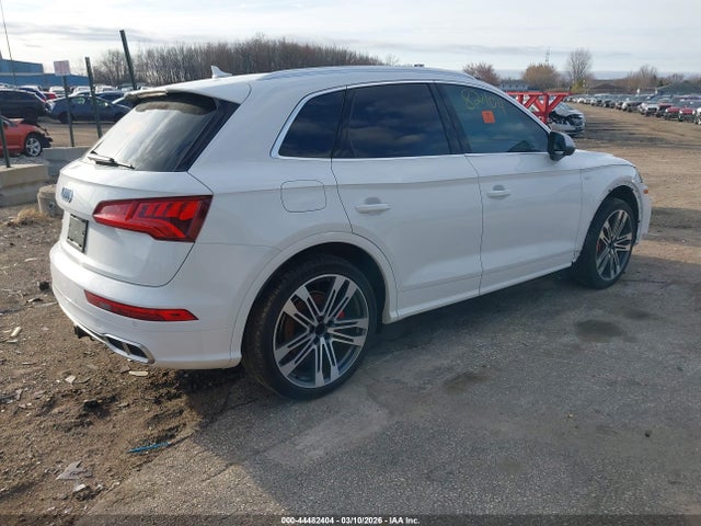 2018 AUDI SQ5 WA1C4AFY9J2146255 Photo 3