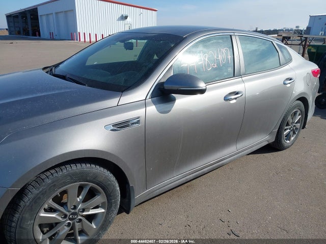 5XXGT4L13JG220301 KIA Optima Lx Turbo