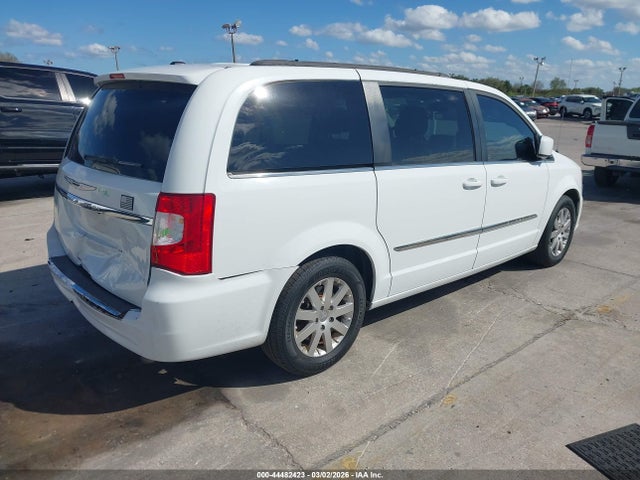 44482423 :رقم المزاد ، 2C4RC1BG0FR587989 vin ، 2015 Chrysler Town & Country Touring مزاد بيع