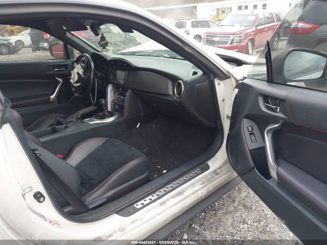 2016 SUBARU BRZ JF1ZCAC11G9603558 Photo 4