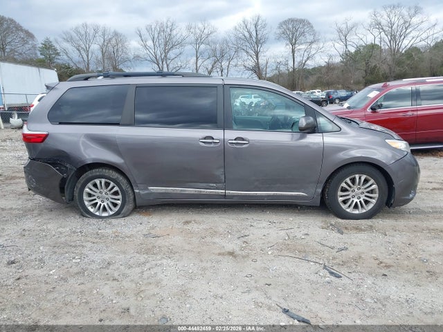 Toyota Sienna Xle 8 Passenger 2015 5TDYK3DC5FS675089 Image 12