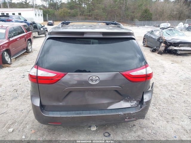 Toyota Sienna Xle 8 Passenger 2015 5TDYK3DC5FS675089 Image 15