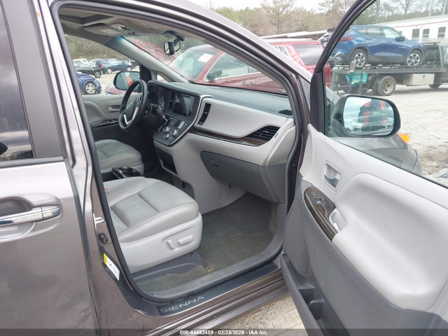 Toyota Sienna Xle 8 Passenger 2015 5TDYK3DC5FS675089 Image 5