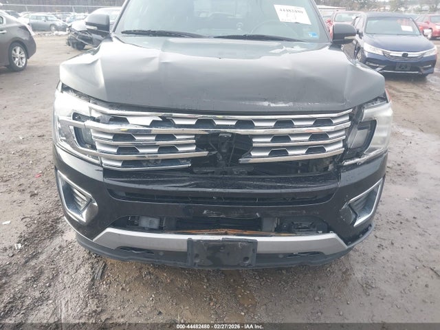 1FMJU2AT8KEA61580 Ford Expedition Limited