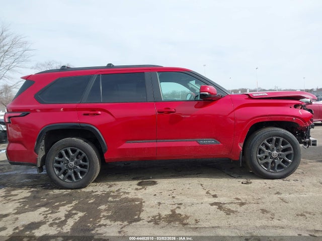 Toyota Sequoia Platinum 2024 7SVAAABAXRX033739 Image 13