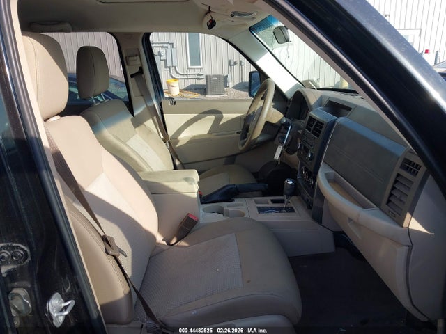 2008 JEEP LIBERTY 1J8GP28K98W119873 Photo 4