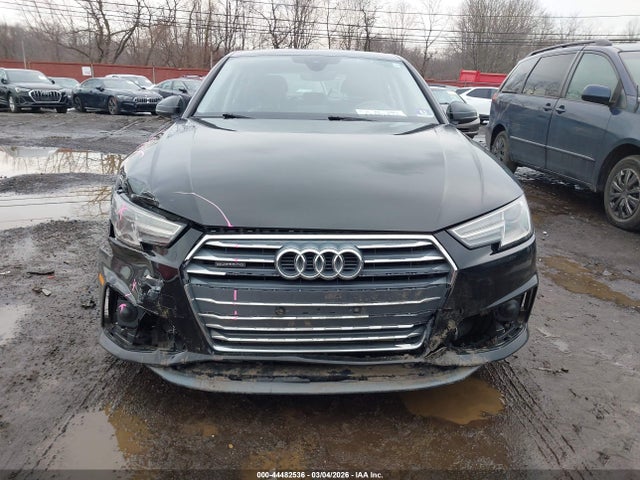 44482536 :رقم المزاد ، WAUDNAF4XKN009312 vin ، 2019 Audi A4 45 Premium مزاد بيع