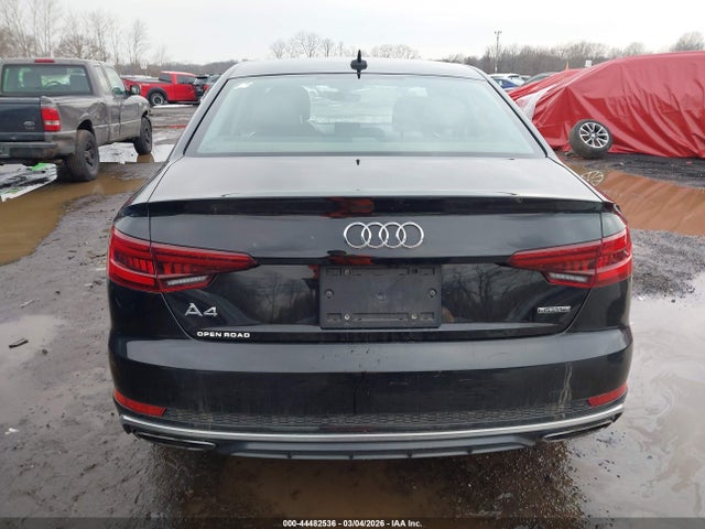 44482536 :رقم المزاد ، WAUDNAF4XKN009312 vin ، 2019 Audi A4 45 Premium مزاد بيع