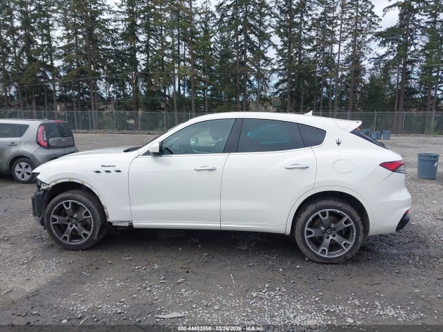 ZN661YUMXPX414650 Maserati Levante Modena