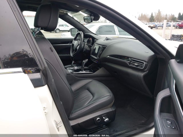 ZN661YUMXPX414650 Maserati Levante Modena