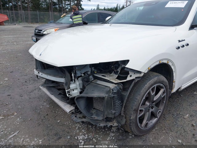 ZN661YUMXPX414650 Maserati Levante Modena