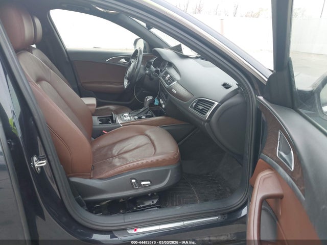 2016 Audi A6 2.0t Premium Plus მანქანა იყიდება აუქციონზე, vin: WAUGFAFC0GN011997, აუქციონის ნომერი: 44482570
