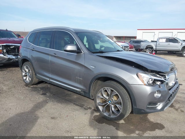 2017 Bmw X3 Xdrive28i მანქანა იყიდება აუქციონზე, vin: 5UXWX9C33H0W71155, აუქციონის ნომერი: 44482579