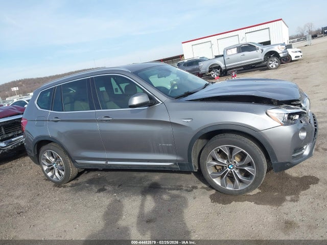 2017 Bmw X3 Xdrive28i მანქანა იყიდება აუქციონზე, vin: 5UXWX9C33H0W71155, აუქციონის ნომერი: 44482579