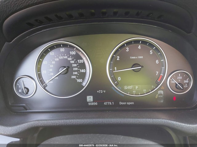 2017 Bmw X3 Xdrive28i მანქანა იყიდება აუქციონზე, vin: 5UXWX9C33H0W71155, აუქციონის ნომერი: 44482579