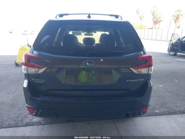 Subaru Forester Limited 2021 JF2SKAUC0MH570621 Image 16