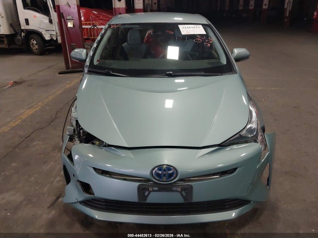 JTDKBRFUXH3557994 Toyota Prius Two