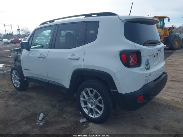 2022 JEEP RENEGADE ZACNJDB14NPN69819 Photo 2