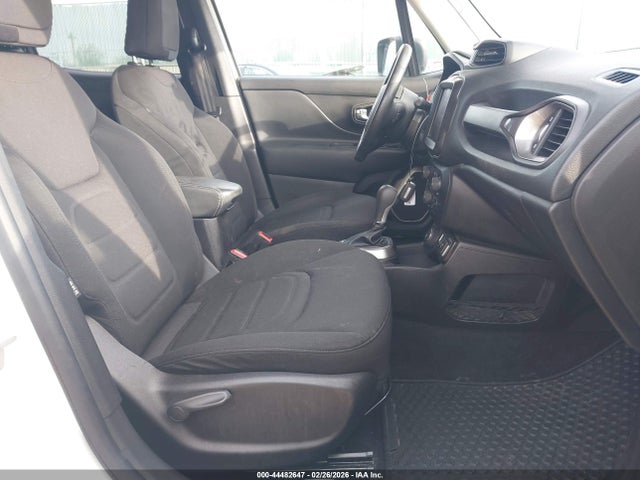 2022 JEEP RENEGADE ZACNJDB14NPN69819 Photo 4