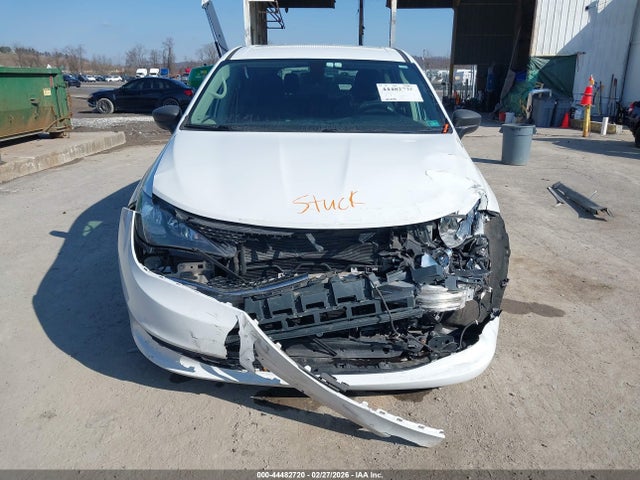 Продажа на аукционе авто 2017 Chrysler Pacifica Touring, vin: 2C4RC1DG6HR508454, номер лота: 44482720