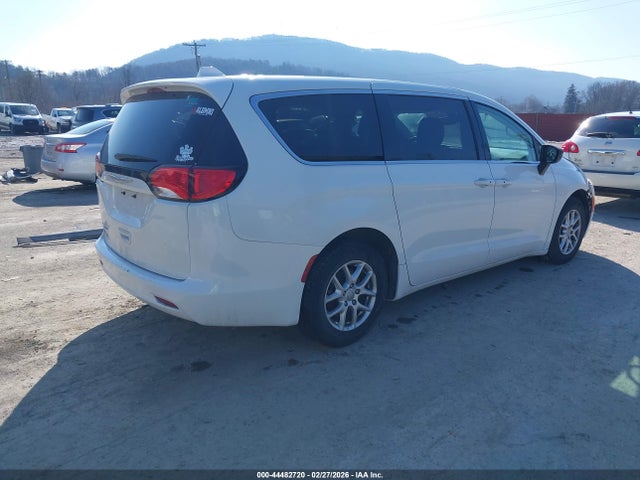 Продажа на аукционе авто 2017 Chrysler Pacifica Touring, vin: 2C4RC1DG6HR508454, номер лота: 44482720