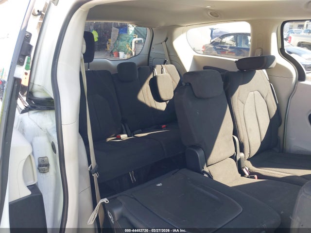Продажа на аукционе авто 2017 Chrysler Pacifica Touring, vin: 2C4RC1DG6HR508454, номер лота: 44482720