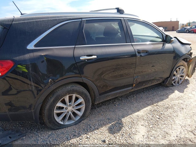 2018 Kia Sorento 3.3l Lx მანქანა იყიდება აუქციონზე, vin: 5XYPG4A50JG375961, აუქციონის ნომერი: 44482730