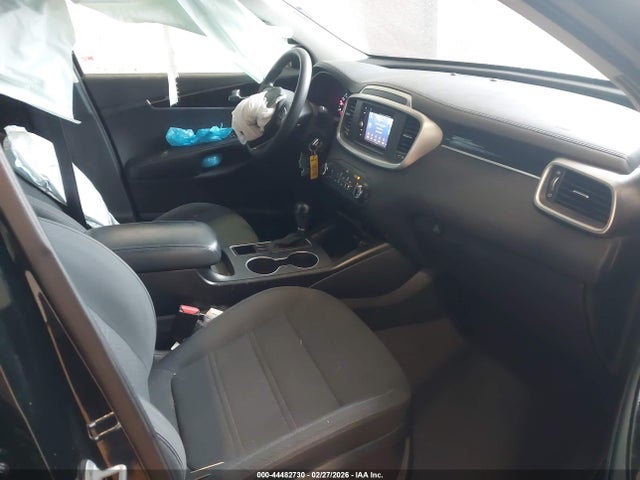 2018 Kia Sorento 3.3l Lx მანქანა იყიდება აუქციონზე, vin: 5XYPG4A50JG375961, აუქციონის ნომერი: 44482730