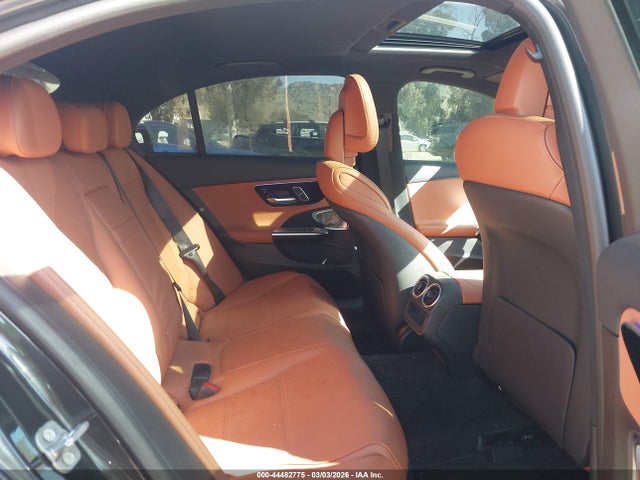 Продаж на аукціоні авто 2024 Mercedes-benz C 300, vin: W1KAF4HB8RR234644, номер лоту: 44482775