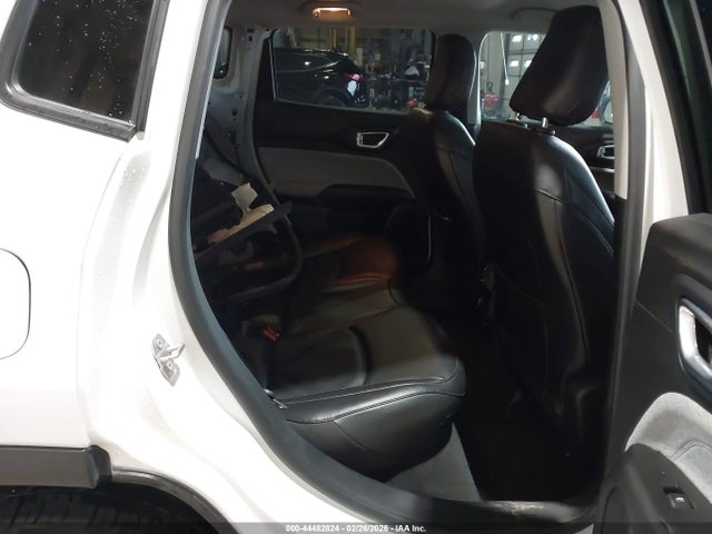 44482824 :رقم المزاد ، 3C4NJDFB8NT132386 vin ، 2022 Jeep Compass Latitude Lux 4x4 مزاد بيع