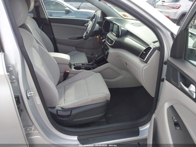 44482836 :رقم المزاد ، KM8J23A41KU952062 vin ، 2019 Hyundai Tucson Se مزاد بيع
